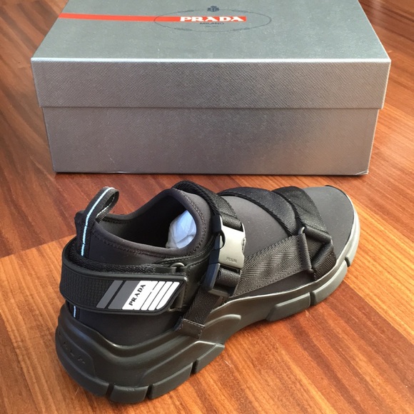 Prada strap trek sneaker - Picture 6 of 8